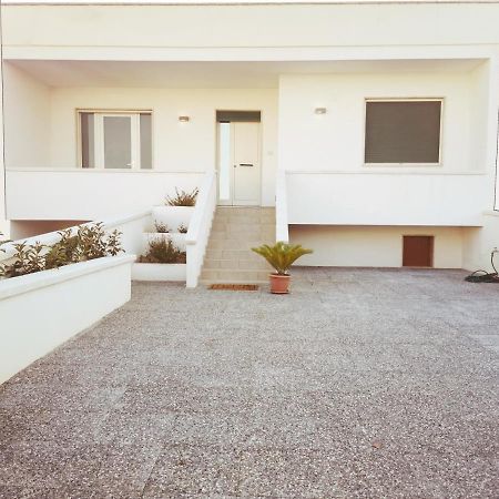 Via Alessandria Hotel Racale Exterior foto