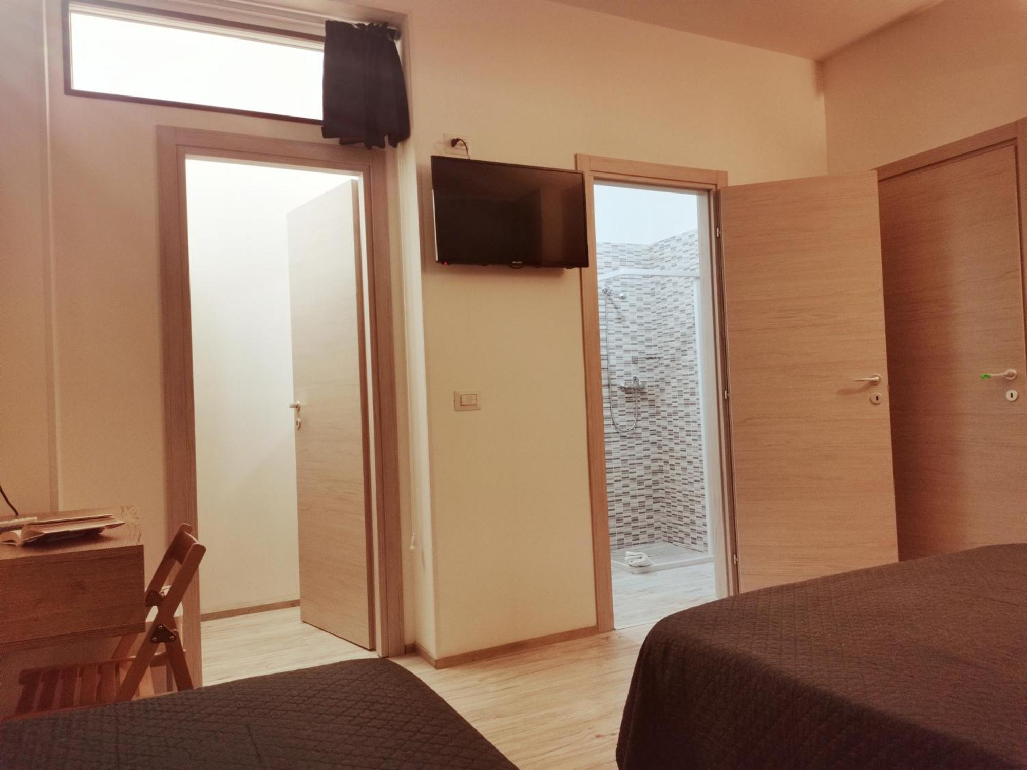 Via Alessandria Hotel Racale Cameră foto
